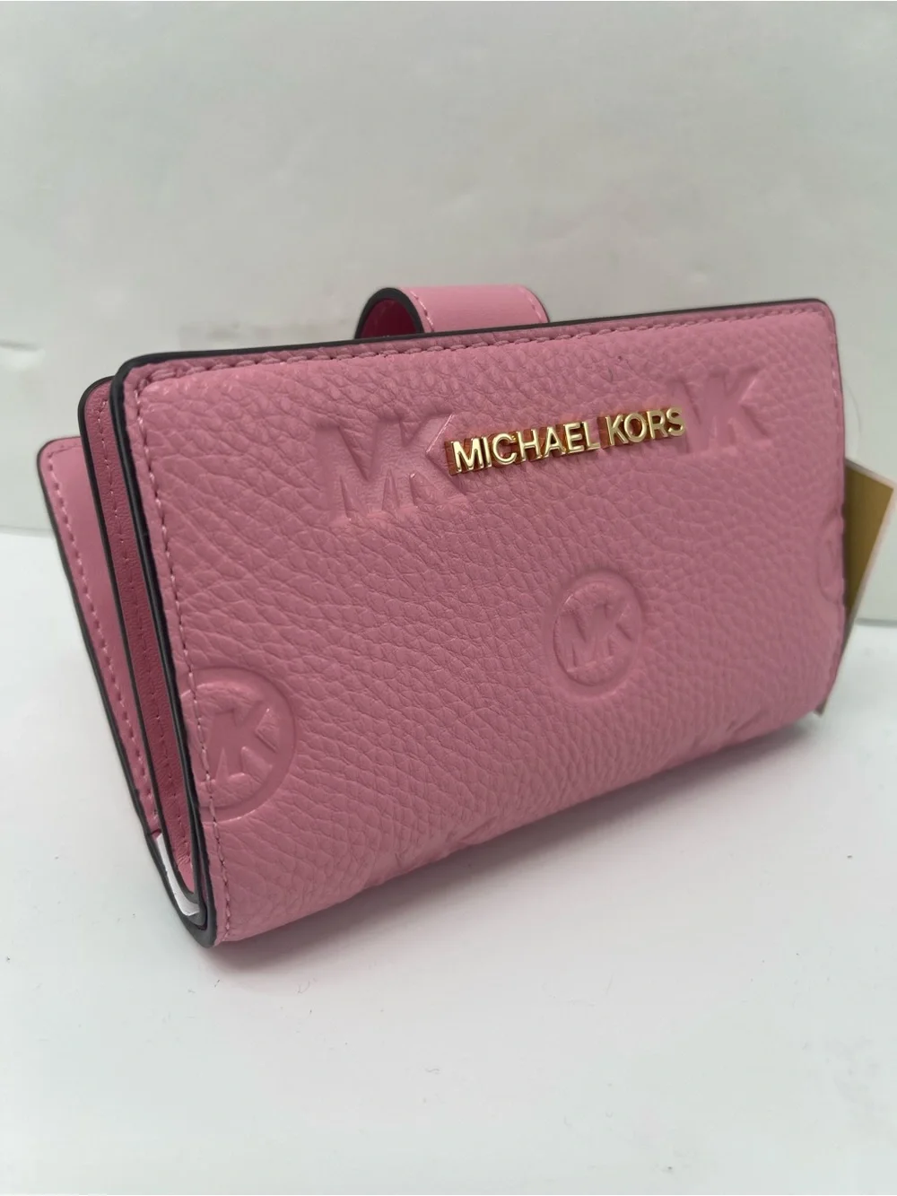 MICHAEL KORS Jet Set Travel Md Zip Coin Logo Debossed Bifold Wallet Carnation NW